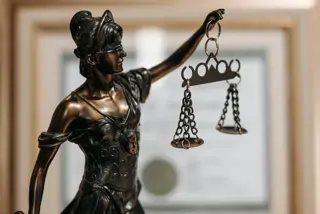 We zijn corrupter dan we denken. En dat is bijna net zo erg als fascisme